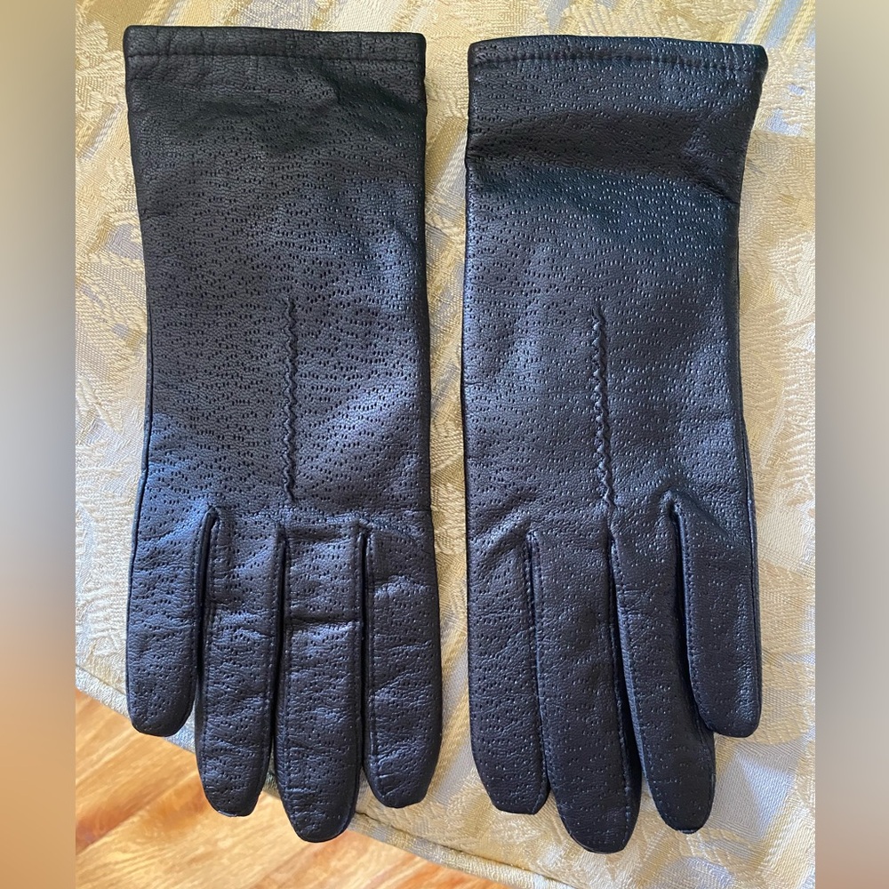 Womens Fownes genuine leather gloves